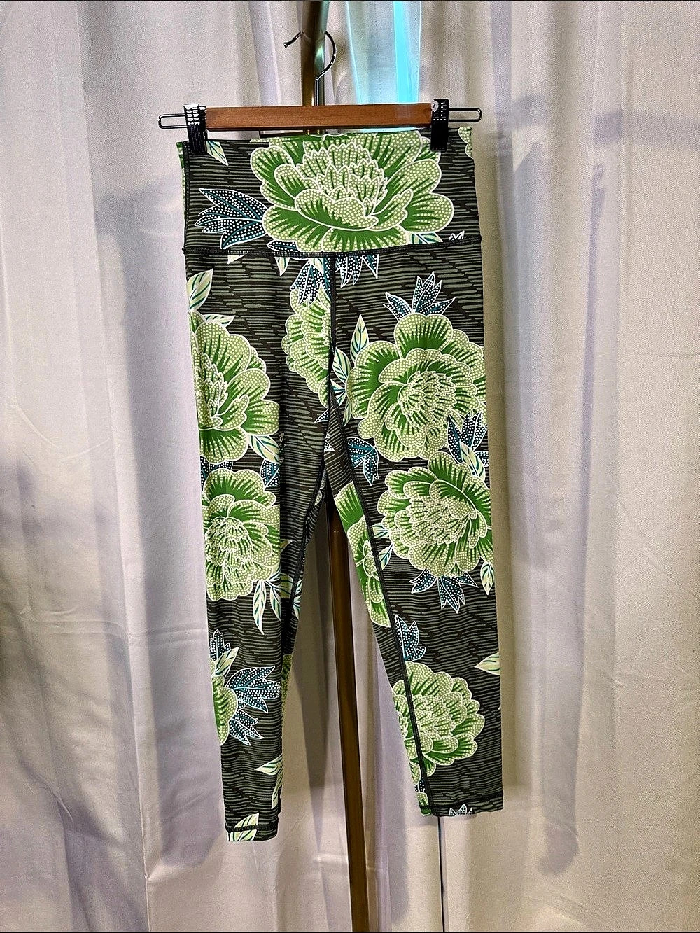 Aerie Floral Printed Leggings Green & Blue Like New